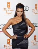 Kim Kardashian (Ким Кардашьян) - Страница 6 Th_91746_kim_kardashian_1_tikipeter_celebritycity_027_123_1071lo