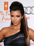 Kim Kardashian (Ким Кардашьян) - Страница 6 Th_91567_kim_kardashian_1_tikipeter_celebritycity_018_123_1179lo