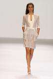 th_25668_md-marieclaire.co.uk-ss07-rtw-paris-w-akris-001-mqfl8vqj_122_160lo.jpg