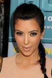 th_63183_KimKardashian94_122_170lo.jpg
