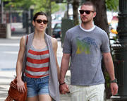 th_73033_celebrity_paradise.com_Jessica_Biel_and_Justin_Timberlake_out_in_NYC_02.05.2010_04_122_180lo.jpg