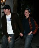 th_26308_Celebutopia-Jennifer_Love_Hewitt_out_and_about_in_Los_Angeles_with_boyfriend-06_123_349lo.jpg