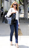 th_50790_celebrity_paradise.com_TheElder_LoBosworth2010_06_02_ShoppingOnRobertsonBlvd12_122_493lo.jpg