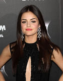 http://img196.imagevenue.com/loc592/th_44614_Lucy_Hale_Scream_4_Premiere_in_Hollywood_April_11_2011_07_122_592lo.jpg