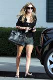 nicky hilton candids