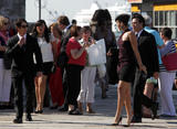 th_53892_rihanna_in_venice_for_a_friends_wedidng_tikipeter_celebritycity_014_122_974lo.jpg
