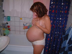 Amateur-Wife-Who-Got-Pregnant-%2836-Pics%29-h5koinifml.jpg