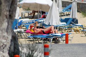 Greek Beach Voyeur Naxos Candid Spy 5 -p4ivjo6pfs.jpg